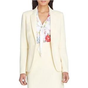 NWT Tahari size 2 Yellow Trumpet Sleeve blazer